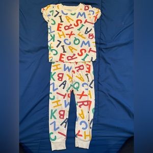 7 old navy 2T pajamas